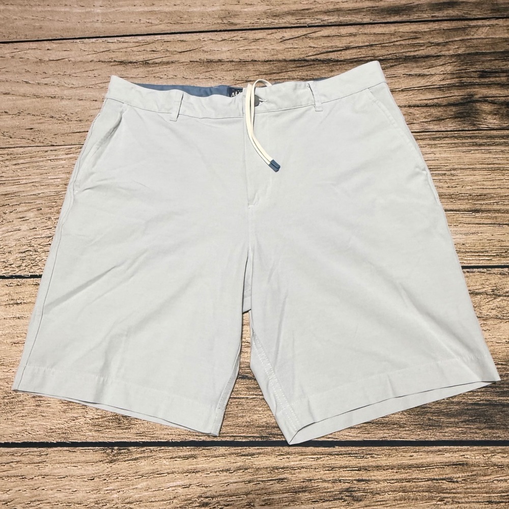 Faherty All Day Shorts Men 34 Light Blue Gray Hybrid Casual Swim Stretch Summer